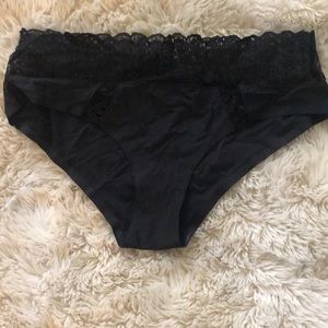 Honeydew Intimates Black Lacy Boyshorts
